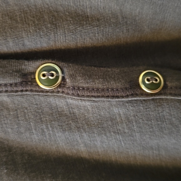 ST. JOHN'S BAY WOMENS LONG SLEEVE "OREGANO" GREEN V-NECK TOP SIZE MEDIUM - Picture 5 of 14